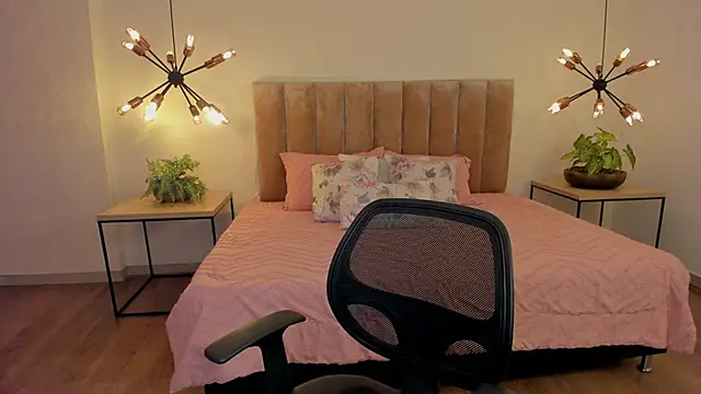 Abriil cutee online show from 02-25-26, 10:52