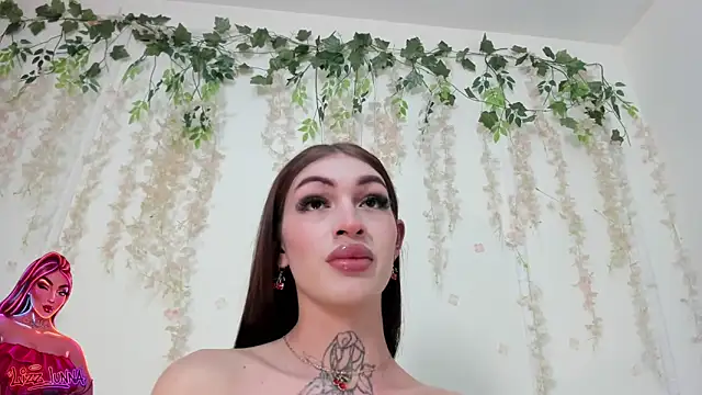 Snapshot of lizz_lunna chatting on 06-16-26, 08:44 lizz lunna online show from 06-16-26, 08:44