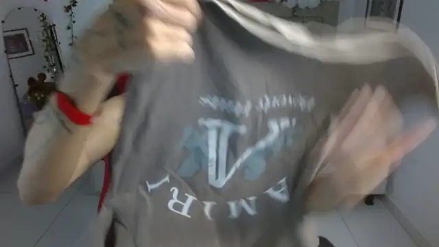 Snapshot of Axel_fox77 chatting on 05-26-26, 12:50 Axel fox77 online show from 05-26-26, 12:50