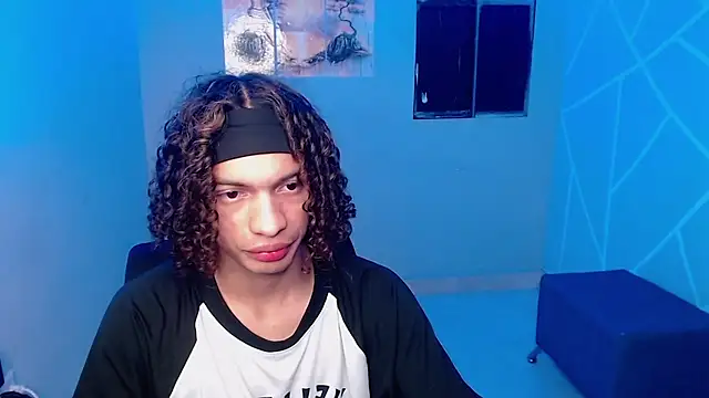 Axel fox77 online show from 07-19-26, 12:14