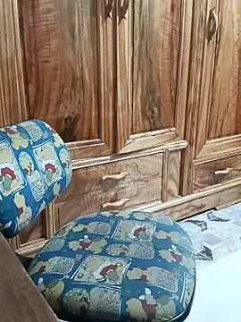 Myna 999 online show from 02-17-26, 01:18