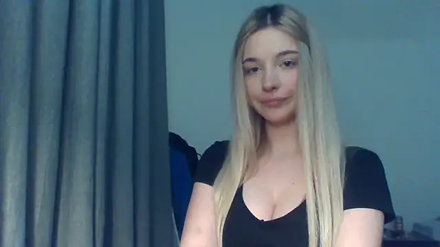 EvelineMagnetic online show from 01-13-26, 03:17