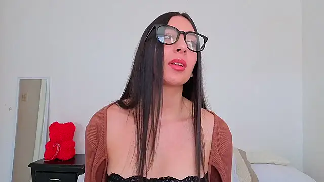 Anita castillo online show from 05-10-26, 01:38