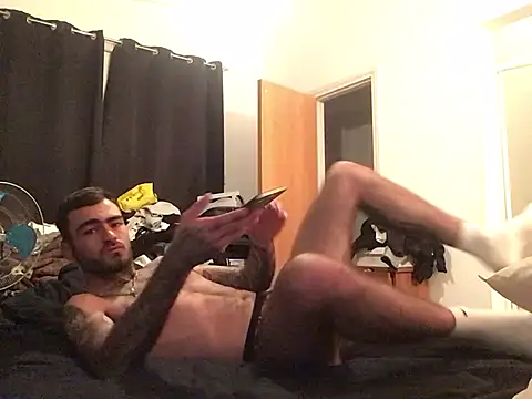 Snapshot of jacobsex221 chatting on 05-13-26, 11:33 jacobsex221 online show from 05-13-26, 11:33