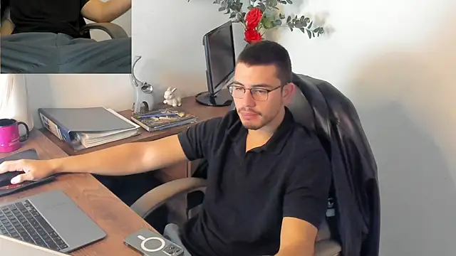 Snapshot of Jay_Grip chatting on 02-24-26, 01:31 Jay Grip online show from 02-24-26, 01:31