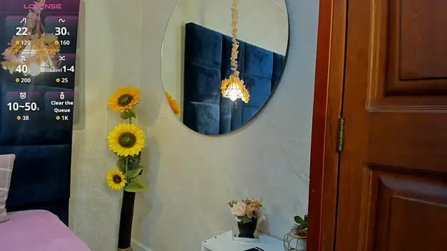 Laura Miller1 online show from 03-12-26, 08:04