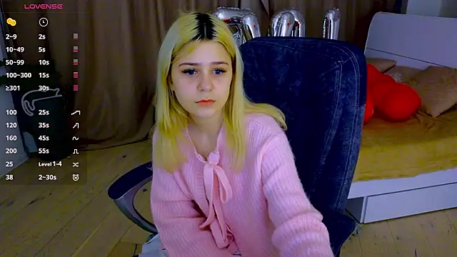 ApheliaStar online show from 02-15-26, 03:53