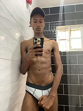 Snapshot of twink_gabrielll chatting on 05-10-26, 06:57 twink gabrielll online show from 05-10-26, 06:57