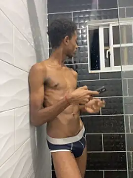 Snapshot of twink_gabrielll chatting on 06-07-26, 11:30 twink gabrielll online show from 06-07-26, 11:30