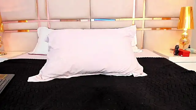 SalomeSaez online show from 03-02-26, 07:15