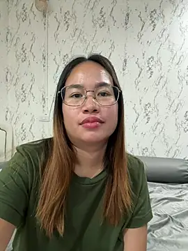 Snapshot of Ponthip chatting on 04-26-26, 03:53 Ponthip online show from 04-26-26, 03:53