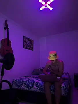 BabyAzz19 online show from 01-11-26, 03:33