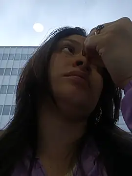 Snapshot of yessica_gomez01 chatting on 05-13-26, 12:46 yessica gomez01 online show from 05-13-26, 12:46