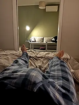 PictureofThickNcurved online show from 01-13-26, 10:48