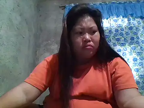 Snapshot of pinay_rose14 chatting on 01-14-26, 10:58 pinay rose14 online show from 01-14-26, 10:58