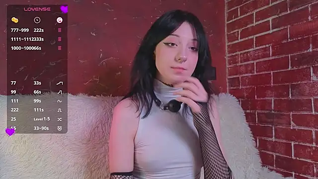 LisaBunnyy online show from 05-02-26, 10:37