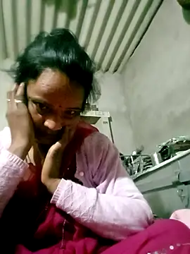 kiiuu sexe online show from 02-17-26, 12:51