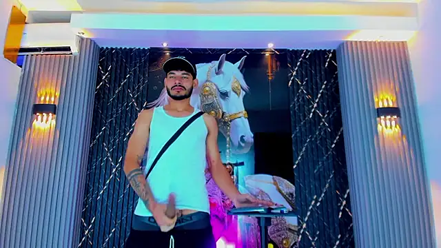 The Gods In Diamonds online show from 01-12-26, 03:56