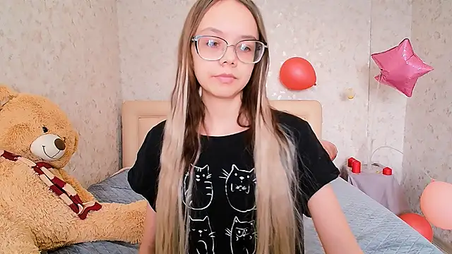 LolliStrawberry online show from 03-14-26, 02:17