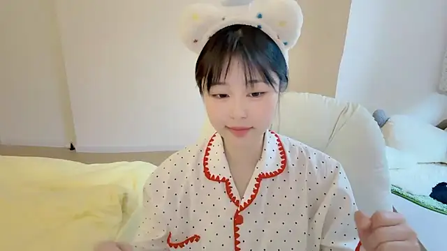 Onefiona online show from 04-11-26, 04:17