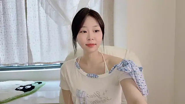 Onefiona online show from 07-22-26, 06:27