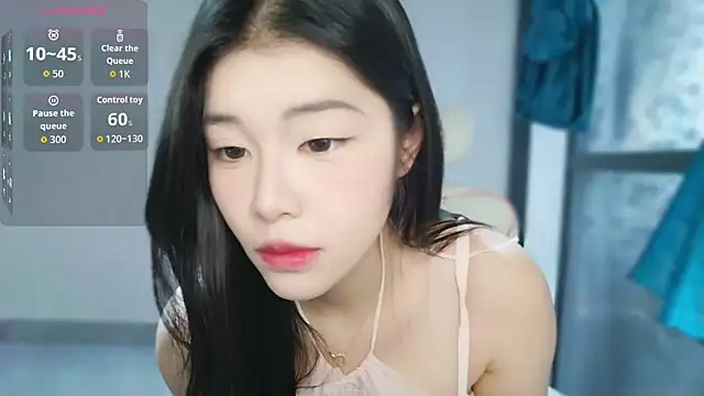 Snapshot of -XiaoYu-777 chatting on 02-06-26, 07:34 -XiaoYu-777 online show from 02-06-26, 07:34