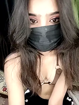 hotyjiyaaaa online show from 03-26-26, 03:50