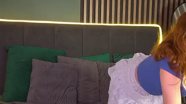 AmyRoy online show from 02-02-26, 04:17