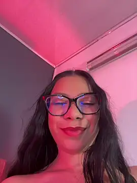Snapshot of Little_Lexyy chatting on 07-07-26, 06:47 Little Lexyy online show from 07-07-26, 06:47