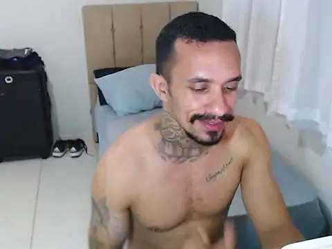 Snapshot of lipegonzalezz chatting on 02-04-26, 10:58 lipegonzalezz online show from 02-04-26, 10:58