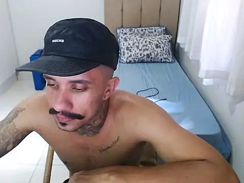 Snapshot of lipegonzalezz chatting on 02-24-26, 05:44 lipegonzalezz online show from 02-24-26, 05:44