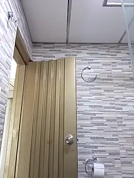 torvyHot online show from 04-09-26, 07:30