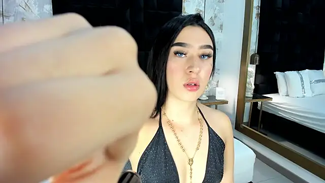 emily clarkk  online show from 02-23-26, 07:11