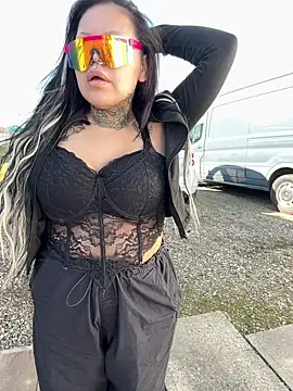 Snapshot of BaByDollxChloe chatting on 02-12-26, 08:37 BaByDollxChloe online show from 02-12-26, 08:37