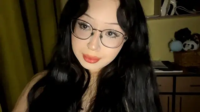 KateWhisp online show from 01-12-26, 05:18