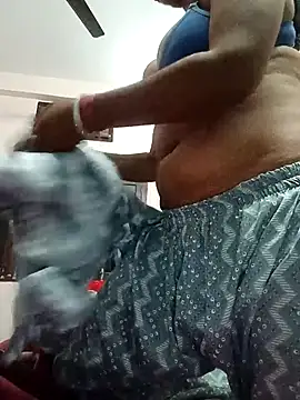 Snapshot of sexyqueen558 chatting on 02-13-26, 05:53 sexyqueen558 online show from 02-13-26, 05:53