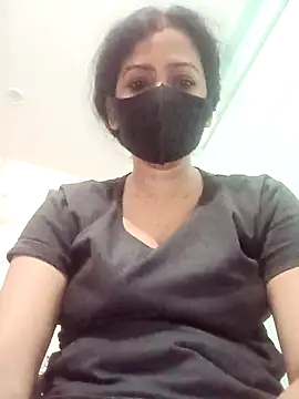 sexyqueen558 online show from 04-16-26, 05:47