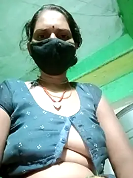 Snapshot of Ravina9696 chatting on 08-03-26, 11:08 Ravina9696 online show from 08-03-26, 11:08