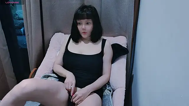 Mia-zhan online show from 02-13-26, 09:55