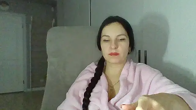 Snapshot of HollySecret77 chatting on 01-11-26, 03:28 HollySecret77 online show from 01-11-26, 03:28