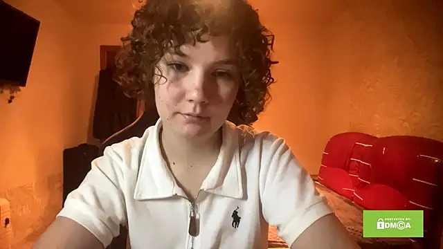 Snapshot of sewsewsewe chatting on 01-12-26, 09:42 sewsewsewe online show from 01-12-26, 09:42