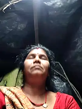 Snapshot of Hot_di97 chatting on 02-27-26, 09:59 Hot di97 online show from 02-27-26, 09:59