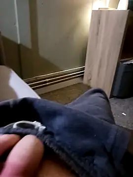 Hertsguy1984 online show from 04-13-26, 11:21