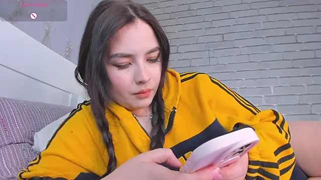 Nataly forsy online show from 03-19-26, 01:15