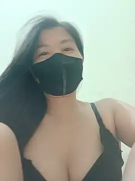 Snapshot of Lyly-68688 chatting on 07-14-26, 02:34 Lyly-68688 online show from 07-14-26, 02:34