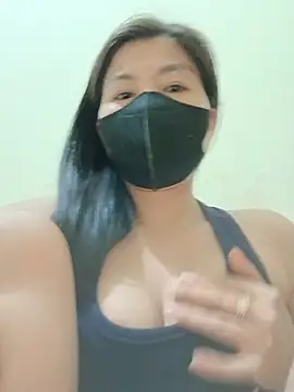 Snapshot of Lyly-68688 chatting on 07-16-26, 02:23 Lyly-68688 online show from 07-16-26, 02:23