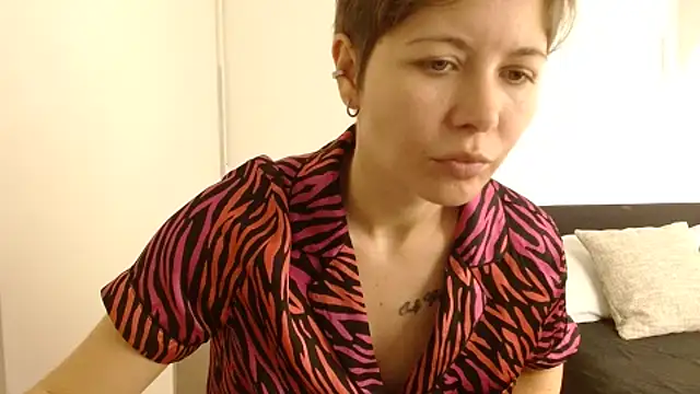 Snapshot of Alexxa_XX chatting on 01-15-26, 04:44 Alexxa XX online show from 01-15-26, 04:44