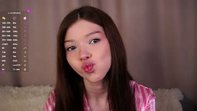 Snapshot of DortheySilagy chatting on 01-14-26, 06:35 DortheySilagy online show from 01-14-26, 06:35