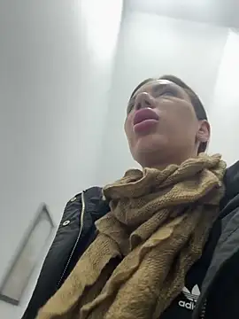 Missolevelvet online show from 02-15-26, 06:54