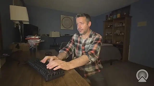 chrisw8140 online show from 04-14-26, 05:24